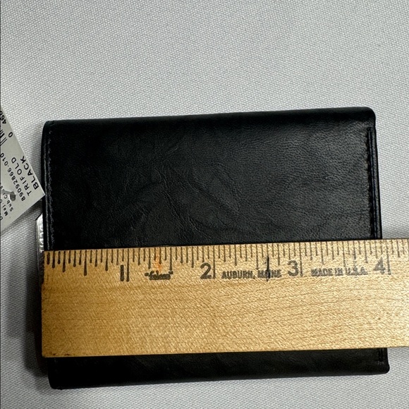 (2) NWT Rolf’s genuine leather tri-fold men’s wallets. 1 brown & 1 black - Picture 12 of 12